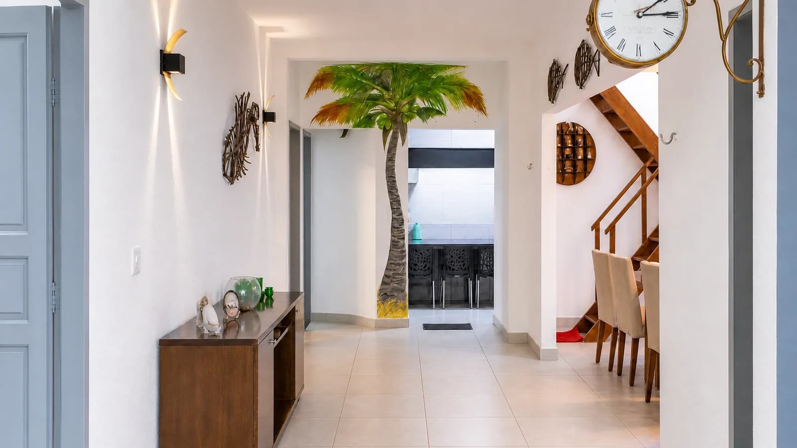 Integração entre sala de jantar e cozinha